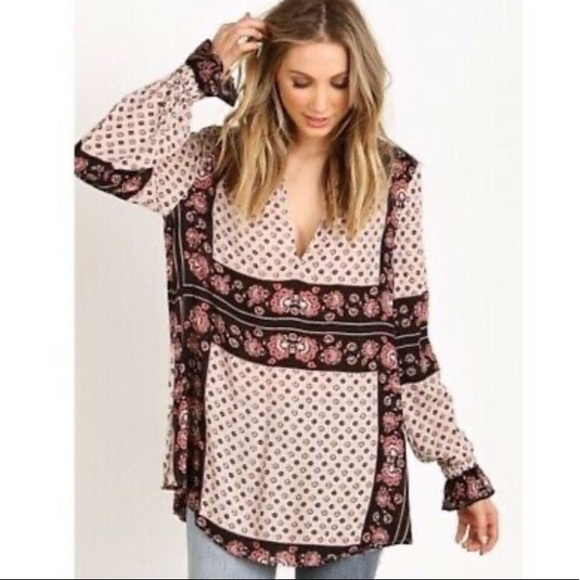 Free People Tops - ⚜️✨ Free People Bohemian Changing Times Printed Tunic- Size S oversized✨⚜️